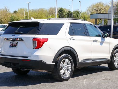 Certified 2023 Ford Explorer XLT w/ Class IV Trailer Tow Package AWD/4WD image 23