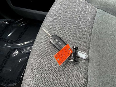 Used 2023 Ford F150 XLT image 10