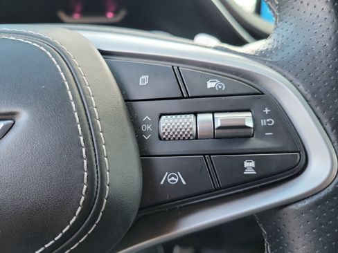 Certified 2023 Genesis GV70 2.5T w/ Sport Prestige Package image 8