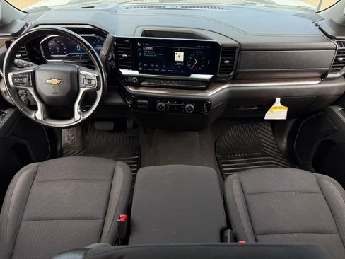 Used 2024 Chevrolet Silverado 2500 LT AWD/4WD image 15
