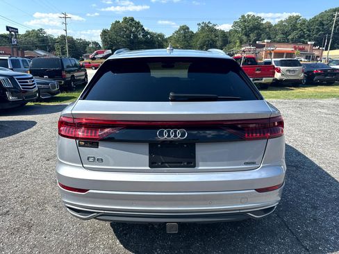 Used 2019 Audi Q8 Prestige image 17