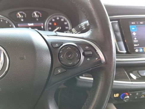 Used 2020 Buick Enclave Essence FWD image 58