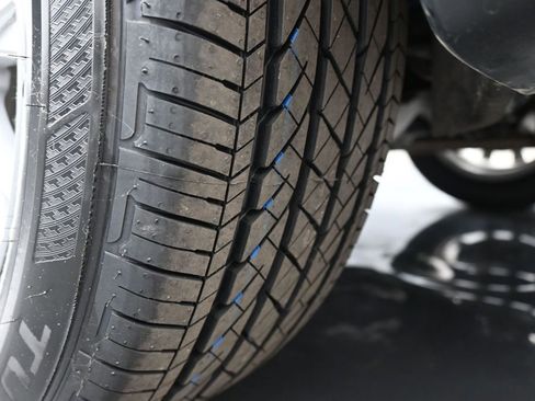 Certified 2025 Honda CR-V EX image 27