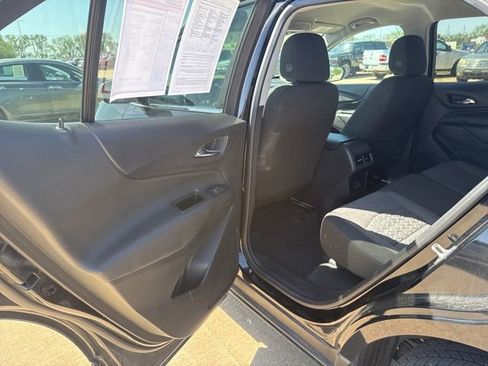 Used 2024 Chevrolet Equinox LT AWD/4WD image 17