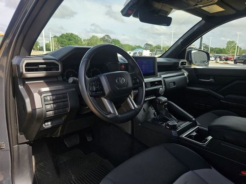 Used 2024 Toyota Tacoma TRD Off-Road AWD/4WD image 14