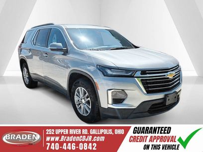 Used 2023 Chevrolet Traverse LT