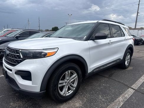 Used 2020 Ford Explorer XLT RWD image 1