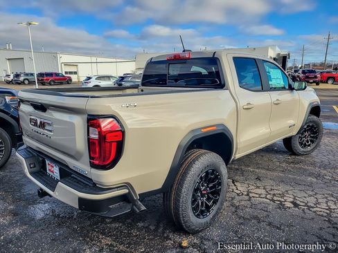 New 2026 GMC Canyon Elevation w/ Convenience Package image 8