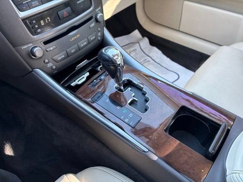 Used 2013 Lexus IS 250 AWD w/ Premium Pkg image 12