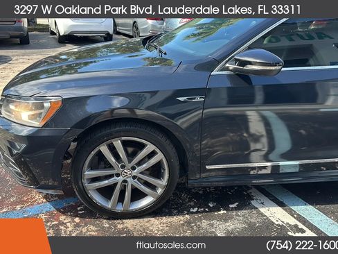 Used 2017 Volkswagen Passat 1.8T R-Line FWD image 17
