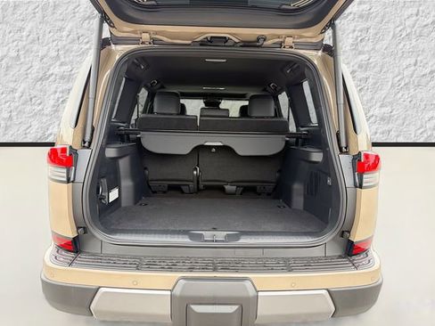 New 2026 Lexus GX 550 AWD/4WD image 12