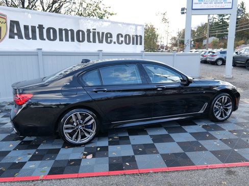 Used 2018 BMW M760i xDrive M760i xDrive Sedan image 5