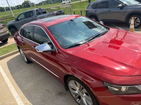 Used 2015 Chevrolet Impala LTZ FWD image 3
