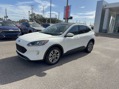 Certified 2022 Ford Escape SEL image 2