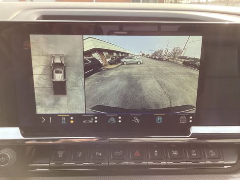 Used 2026 Chevrolet Silverado 2500 ZR2 w/ LPO, Dark Essentials Package image 21