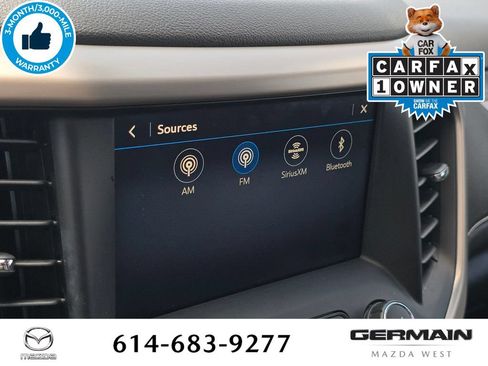 Used 2021 GMC Acadia Denali w/ Denali Technology Package FWD image 30
