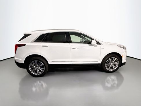 Used 2024 Cadillac XT5 Premium Luxury FWD image 11