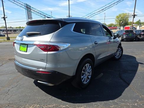 Used 2024 Buick Enclave Premium image 6