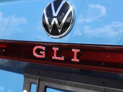 New 2026 Volkswagen Jetta GLI Autobahn FWD image 7