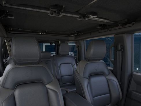 New 2025 Ford Bronco Outer Banks w/ Sasquatch Package image 12