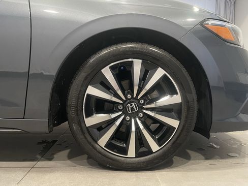 Used 2022 Honda Civic EX-L image 11