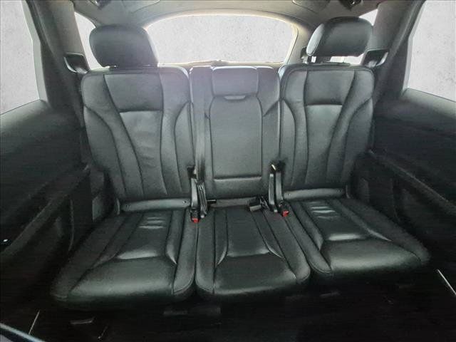 Used 2025 Audi Q7 3.0T Premium Plus AWD/4WD image 23