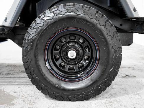 Used 1997 Jeep Wrangler SE AWD/4WD image 26
