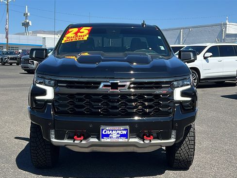 Certified 2025 Chevrolet Silverado 1500 ZR2 AWD/4WD image 2