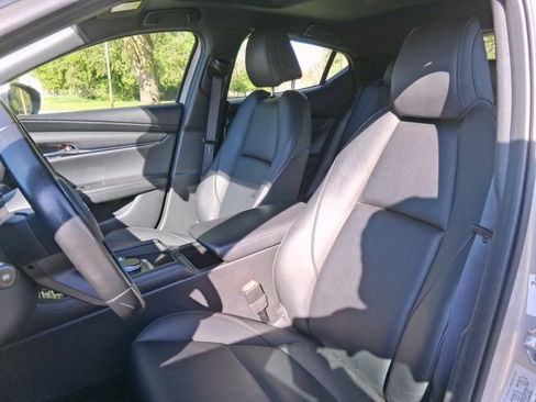Used 2024 MAZDA MAZDA3 s FWD image 12