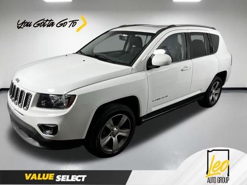 Used 2016 Jeep Compass High Altitude image 1
