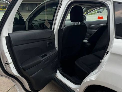 Used 2015 Mitsubishi Outlander Sport ES AWD/4WD image 19