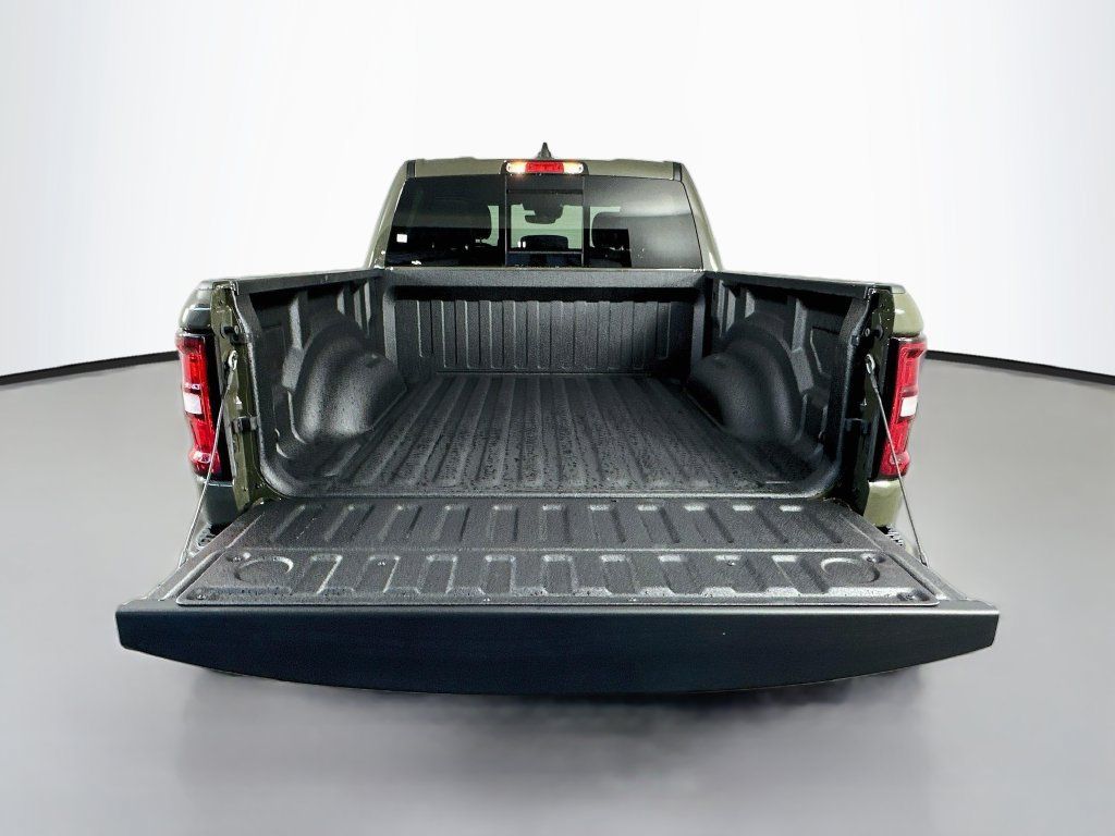 New 2027 RAM 1500 Laramie w/ Night Edition AWD/4WD image 15