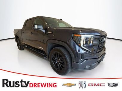 Used 2025 GMC Sierra 1500 Elevation w/ Elevation Premium Package