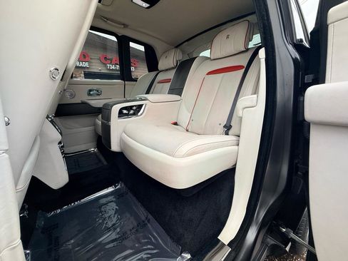 Used 2020 Rolls-Royce Cullinan AWD/4WD image 41