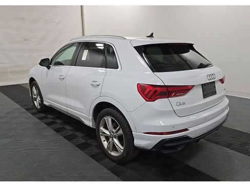 Used 2019 Audi Q3 2.0T Premium Plus w/ Premium Plus Package AWD/4WD image 4