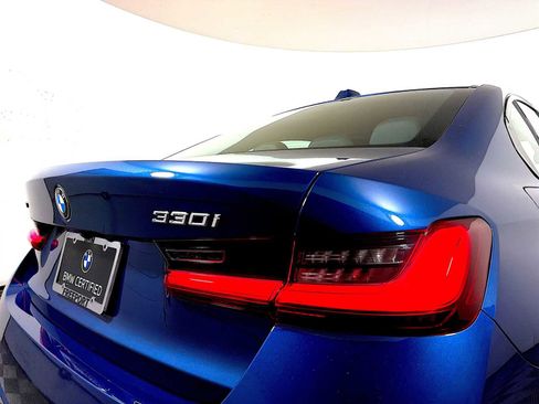 Certified 2023 BMW 330i xDrive 330i xDrive w/ Driving Assistance Package image 29