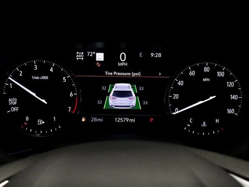 Used 2023 Buick Envision Avenir image 31