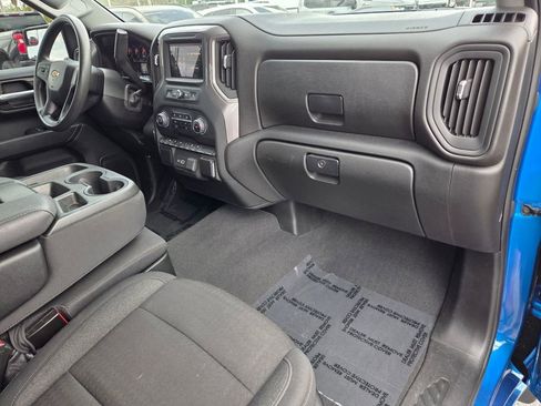 Certified 2024 Chevrolet Silverado 1500 Custom w/ Turbomax Blackout Package image 15