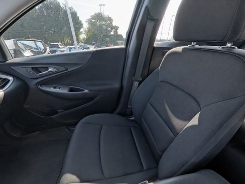 Used 2024 Chevrolet Malibu LT FWD image 15