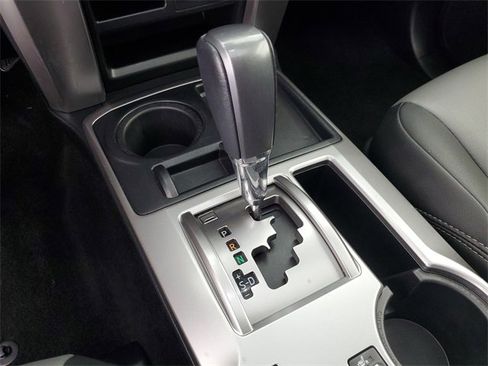 Used 2022 Toyota 4Runner SR5 Premium image 32