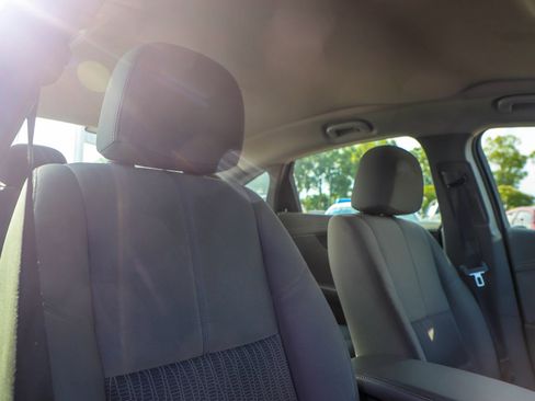 Used 2017 Chevrolet Impala LS FWD image 11