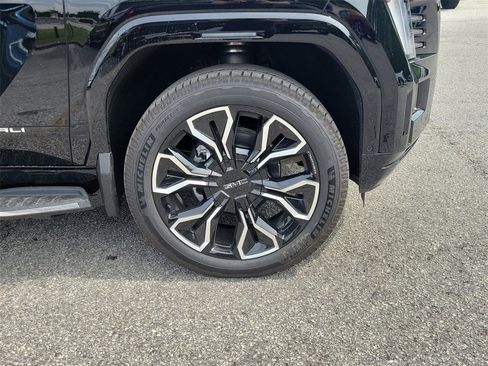 New 2025 GMC Sierra EV Denali image 3