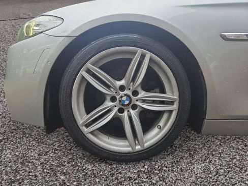 Used 2013 BMW 528i xDrive Sedan image 9