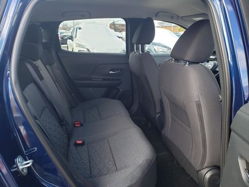 Certified 2025 Nissan Kicks SV image 23