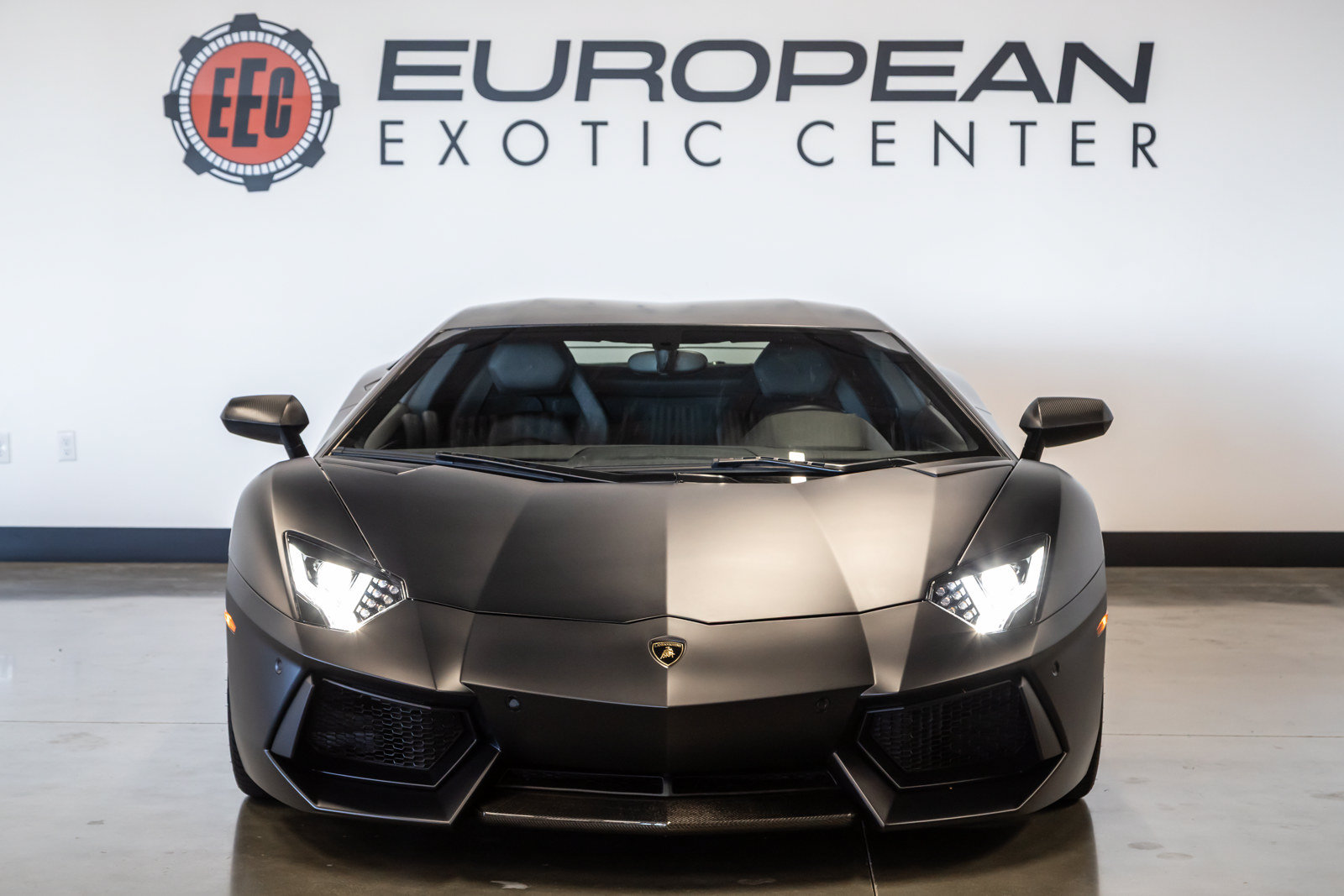 Used 2012 Lamborghini Aventador LP 700-4 AWD/4WD image 4
