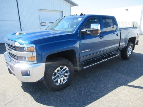 Used 2017 Chevrolet Silverado 2500 LT w/ LT Convenience Package AWD/4WD image 1