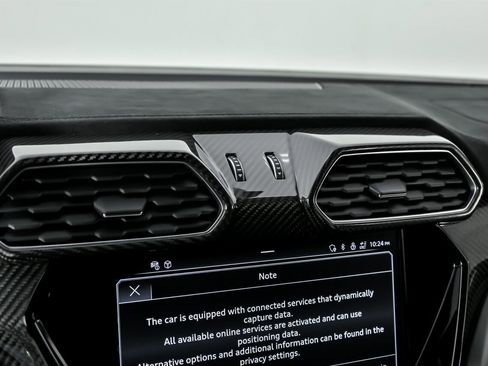 Used 2023 Lamborghini Urus Performante image 43