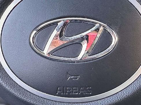 Used 2023 Hyundai Tucson SEL AWD/4WD image 25