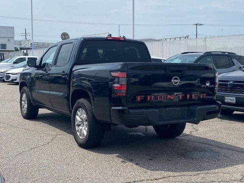Used 2023 Nissan Frontier SV AWD/4WD image 4