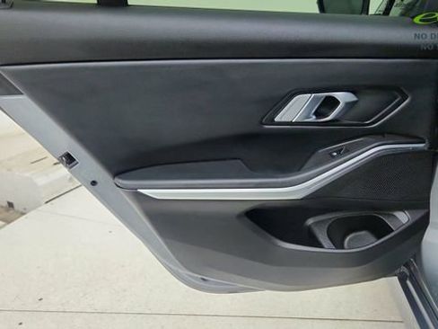 Used 2023 BMW 330i Sedan w/ Driving Assistance Package RWD image 32